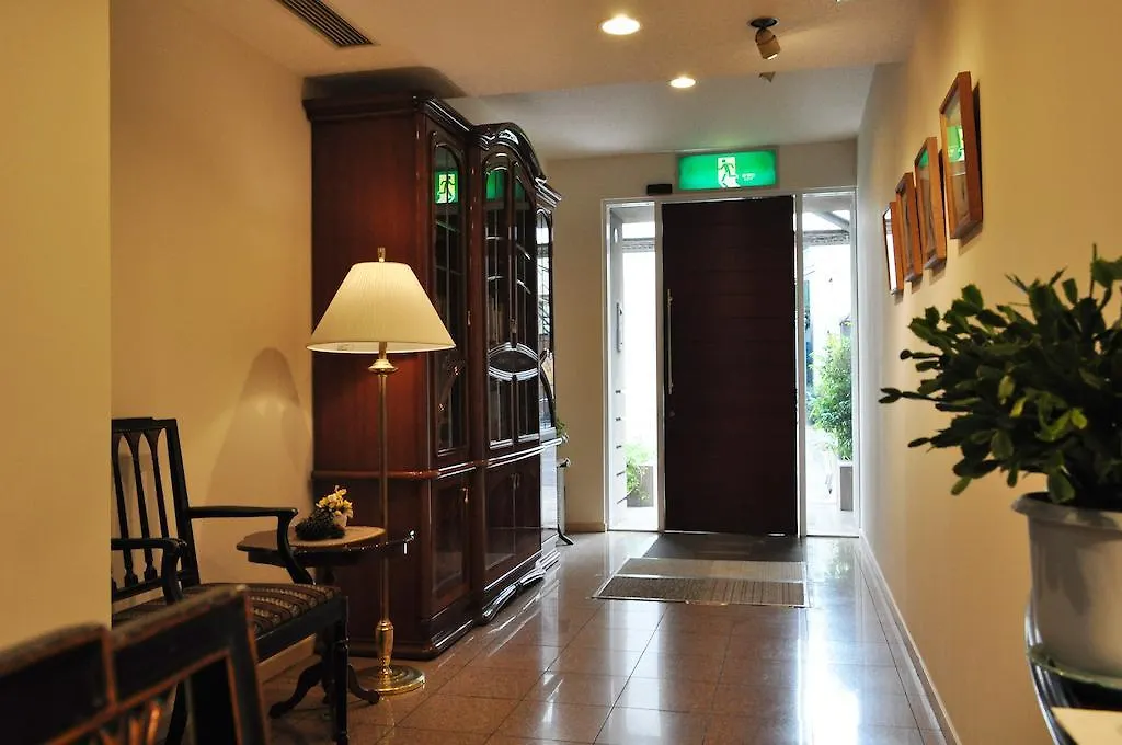 The Canaan Hotel Tokyo 2*,